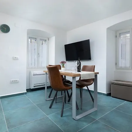 Studio, 70 Steps From The Apartman Baška